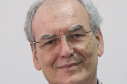 Imagem: Rosto do professor José Manuel Morán (Foto: Divulgação)