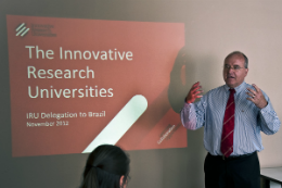 Imagem: Comitiva australiana apresenta pesquisas no Campus do Pici
