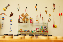 Imagem: Brinquedos de várias partes do mundo estão espalhados pela exposição