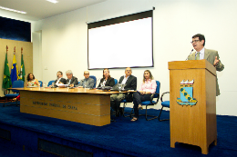 Imagem: O presidente do Instituto Nordeste XXI, Francisco Bezerra, fez o discurso de abertura do Seminário (Foto: Igor Grazianno)
