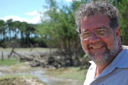 Imagem: Prof. Luiz Drude, Coordenador Acadêmico do Labomar (Foto: Divulgação/Academia Brasileira de Ciências)