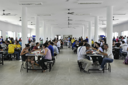 Imagem: Refeitório do Campus do Porangabuçu (Foto: Guilherme Braga)