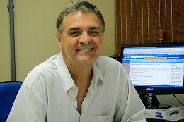 Imagem: Prof. Sérgio Farias, da UFBA (Foto: Reprodução)