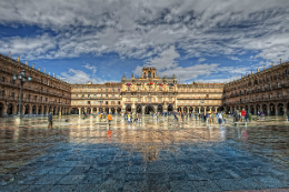 Imagem: A Universidade de Salamanca, na Espanha, é uma das instituições participantes do Programa de Bolsas de Estudo Ibero-Americanas (Foto: Reprodução da Internet)