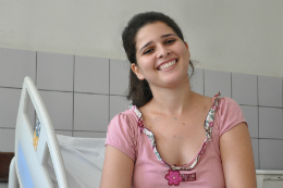 Imagem: Maria Helena Costa Braga foi a primeira paciente submetida à videocirurgia cardíaca no HU (Foto: Sarah Serafim/HUWC)