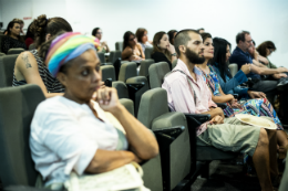Imagem: Estudantes, ativistas, professores, pesquisadores e artistas participam do evento (Foto: Luiz Alves)