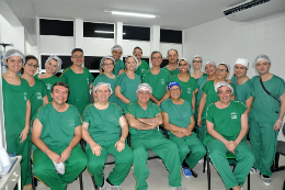 Imagem: A equipe da cirurgia contou com mais de 20 profissionais (Foto: Unidade de Comunicação Social da MEAC)