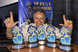 Wolney Oliveira e cinco prêmios