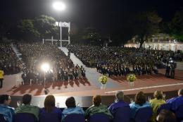 Imagem: Público assiste à cerimônia de colação de grau 2012.1 na Concha Acústica