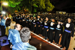 Imagem: Concludentes fizeram juramento na Concha Acústica da Reitoria (Foto: Ribamar Neto)
