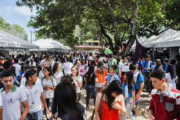 Imagem: A expectativa é de que mais de 140 mil estudantes visitem a Feira das Profissões (Foto: Ribamar Neto)