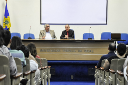 Imagem: O Plano de Melhorias foi apresentado pelo Reitor Jesualdo Farias e pelo Pró-Reitor de Pesquisa e Pós-Graduação, Gil de Aquino (Foto: Ribamar Neto)