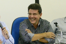 Imagem: O diretor do Centro de Tecnologia, Prof. Barros Neto, fará duas atividades na programação de novembro do CASa (Foto: CCSMI/UFC)