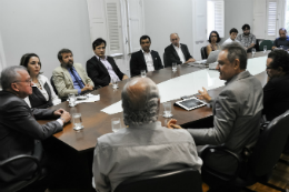 Imagem: Reunião em outubro de 2015 oficializou convênio com instituições de Estocolmo (Foto: Ribamar Neto)