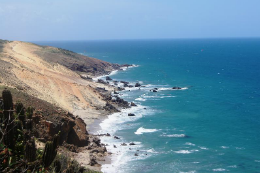 Foto de zona costeira no Ceará (Foto: uc.socioambiental.org)