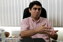 Imagem: O Prof. Antônio Gomes de Souza Filho assumiu a gestão da Pró-Reitoria de Pesquisa e Pós-Graduação (Foto: Jr. Panela)