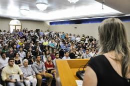 Imagem: O auditório da Reitoria ficou lotado