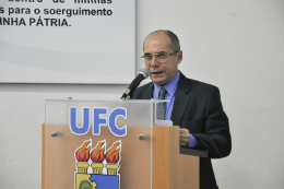 Imagem: Jesualdo Farias foi Reitor da UFC entre 2008 e 2015 (Foto: Guilherme Braga/UFC)