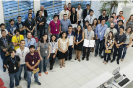 Imagem: Equipe do Grupo de Redes de Computadores, Engenharia de Software e Sistemas (GREat) da Universidade Federal do Ceará (Foto: Viktor Braga/UFC)