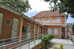 Imagem: Casa de Cultura Alemã, na área 1 do Centro de Humanidades (Foto: Rafael Cavalcante/UFC)