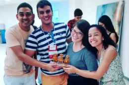 Imagem: Cadu Freitas, Marcelo Monteiro, Aline Medeiros e Larissa Pereira venceram na categoria Website, com "Verde Instante" (Foto: Arquivo pessoal)
