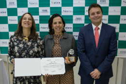 Imagem: Profª Liedi Bernucci, da Poli/USP; Profª Verônica Castelo Branco, da UFC; e David Díaz Almazán, da Arteris (Foto:Divulgação)