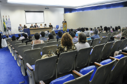 Imagem: Auditório da Reitoria, no Campus do Benfica (Foto: Ribamar Neto/UFC)