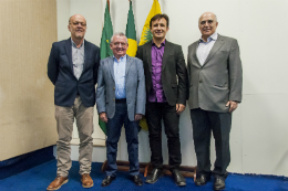 Imagem: Professores José Soares, Henry Campos, Custódio Almeida e Almir Bittencourt (Foto: Viktor Braga/UFC)