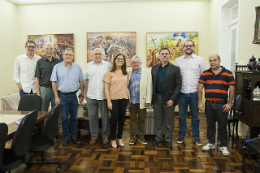 Imagem: Um dos objetivos do grupo recém-formado é elaborar pareceres técnicos para a implantação de uma nova usina solar fotovoltaica (Foto: Ribamar Neto/UFC)