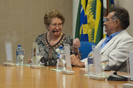 Imagem: A chefe do Departamento de Fisiologia e Farmacologia, Helena Serra Azul: "São 40 anos de construção desse programa, um dos mais antigos da UFC" (Foto: Ribamar Neto/UFC)