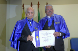 Imagem: Os professores José Maria Andrade e Teobaldo Campos são engenheiros e professores com elogiáveis colaborações à UFC (Foto: Arlindo Barreto)