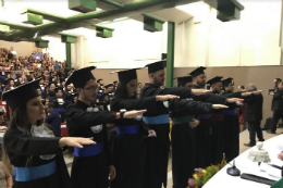 Imagem: Campus de Sobral realiza colação de grau de 100 concludentes de oito cursos (Foto: Anne Araújo)