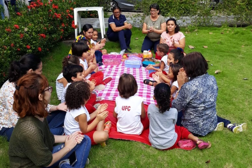 Imagem: crianças do UUNDC participam de piquenique