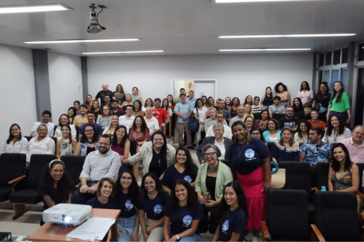 Imagem: Foto do público presente ao auditório do LABOMAR