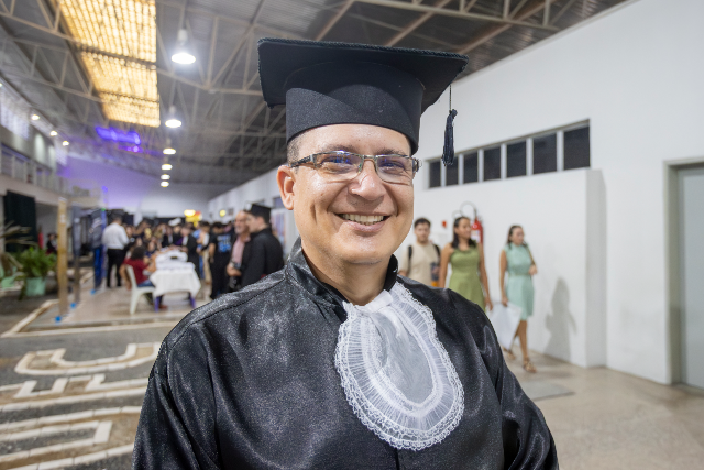 Imagem: formando posa para foto