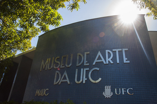 Imagem: O MAUC é um dos principais equipamentos culturais da UFC, e está situado no bairro Benfica, em frente à Reitoria (Foto: Viktor Braga/UFC)