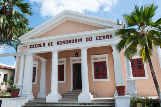 Imagem: Fachada atual da Diretoria do Centro de Ciências Agrárias