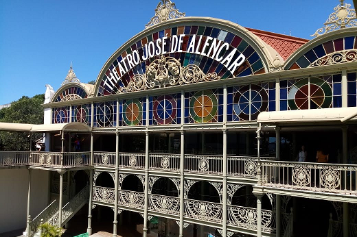 Imagem: Fachada do Theatro José de Alencar