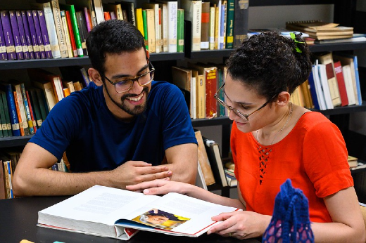 Imagem: Estudantes na Universidade Federal do Ceará (Foto: Viktor Braga/UFC)